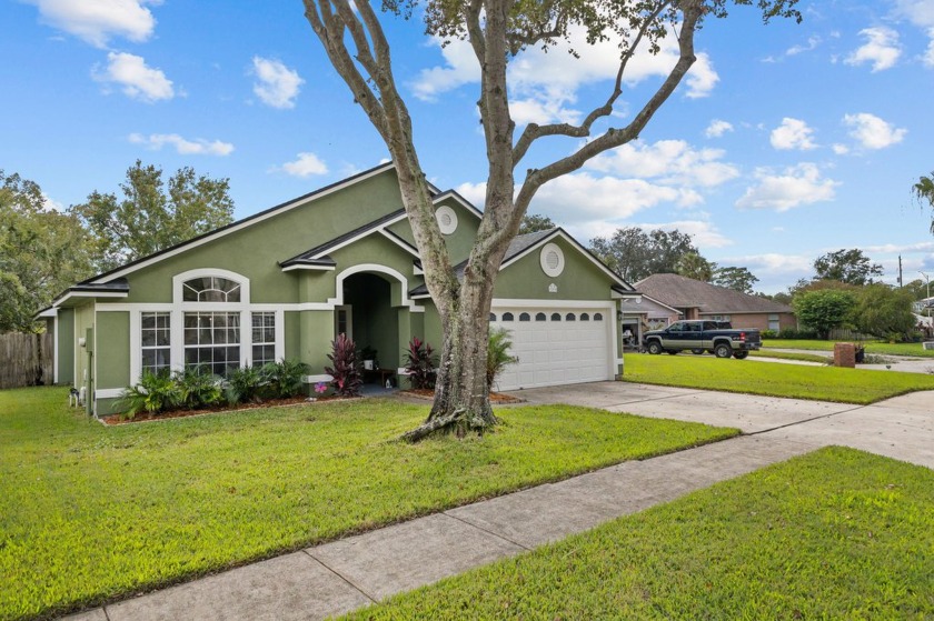 Welcome to your dream home--freshly updated and perfectly - Beach Home for sale in Jacksonville, Florida on Beachhouse.com