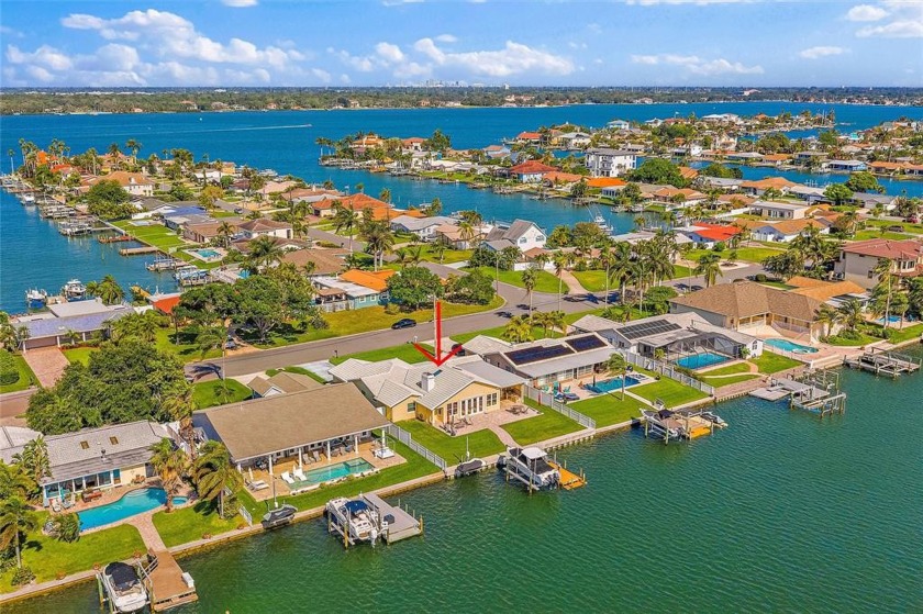 A wonderful opportunity to acquire this 3 bedroom, 2.5 bath home - Beach Home for sale in Treasure Island, Florida on Beachhouse.com