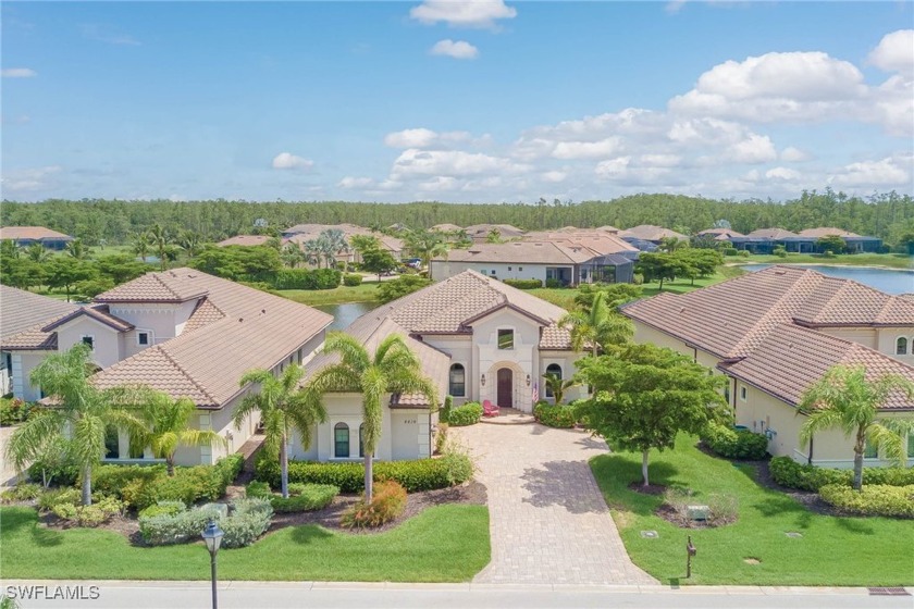 WATERFRONT, MONTESSA II POOL HOME IN ESPERANZA! This beautiful 4 - Beach Home for sale in Fort Myers, Florida on Beachhouse.com