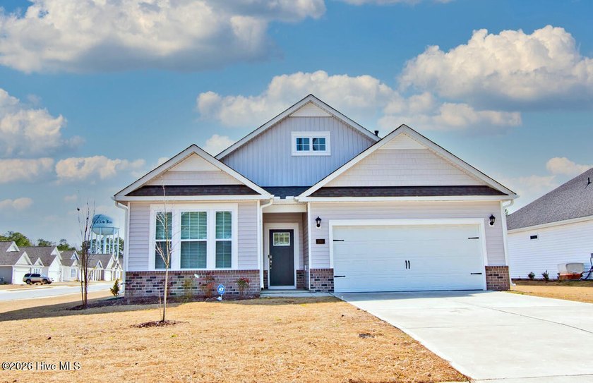 Located in the highly sought-after Carolina Colours community - Beach Home for sale in New Bern, North Carolina on Beachhouse.com