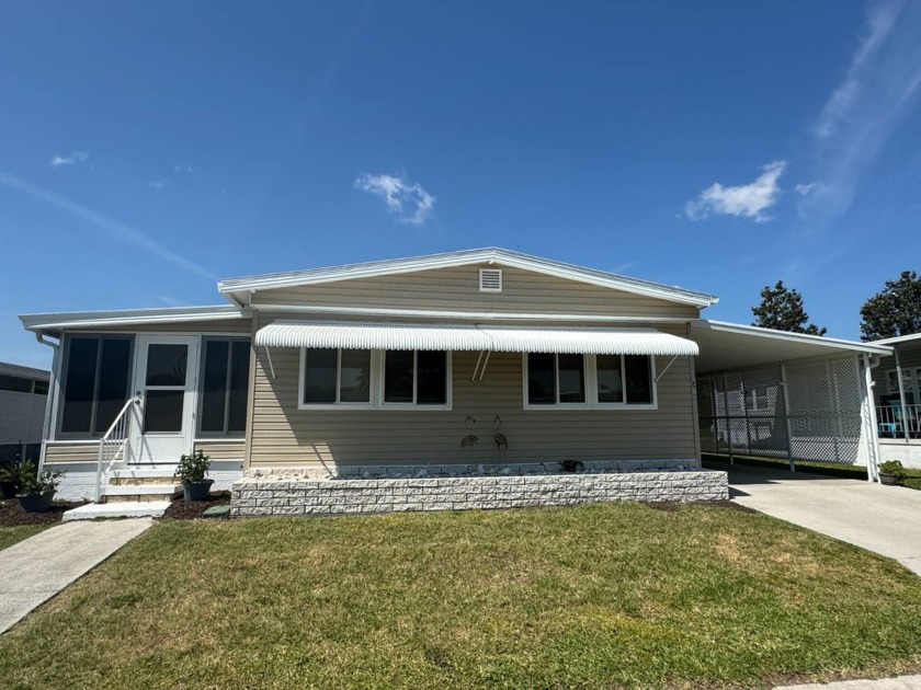 This is a 1973 home with 3 bedrooms, 2 bathrooms and 1,152 sq ft - Beach Home for sale in Bradenton, Florida on Beachhouse.com