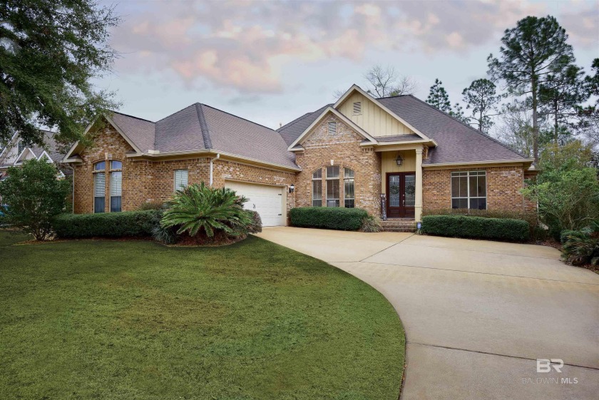 Gorgeous and spacious home in the sought after Timber Creek Golf - Beach Home for sale in Daphne, Alabama on Beachhouse.com