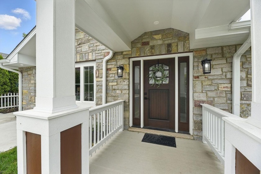 GRAB THIS ONCE-IN-A-LIFETIME CHANCE - A STUNNING, LIKE-NEW 4-BED - Beach Home for sale in New Buffalo, Michigan on Beachhouse.com