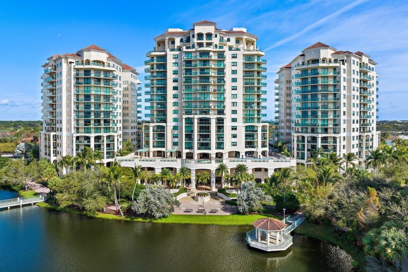 Breathtaking sunsets.  Tranquil, picturesque, views of Lake - Beach Condo for sale in Palm Beach Gardens, Florida on Beachhouse.com