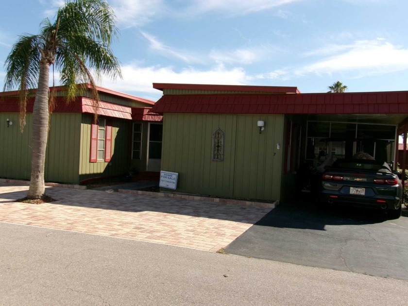 1973 New Orleans 2 Bedrooms, 2 Bathrooms, nicely updated and - Beach Home for sale in Largo, Florida on Beachhouse.com