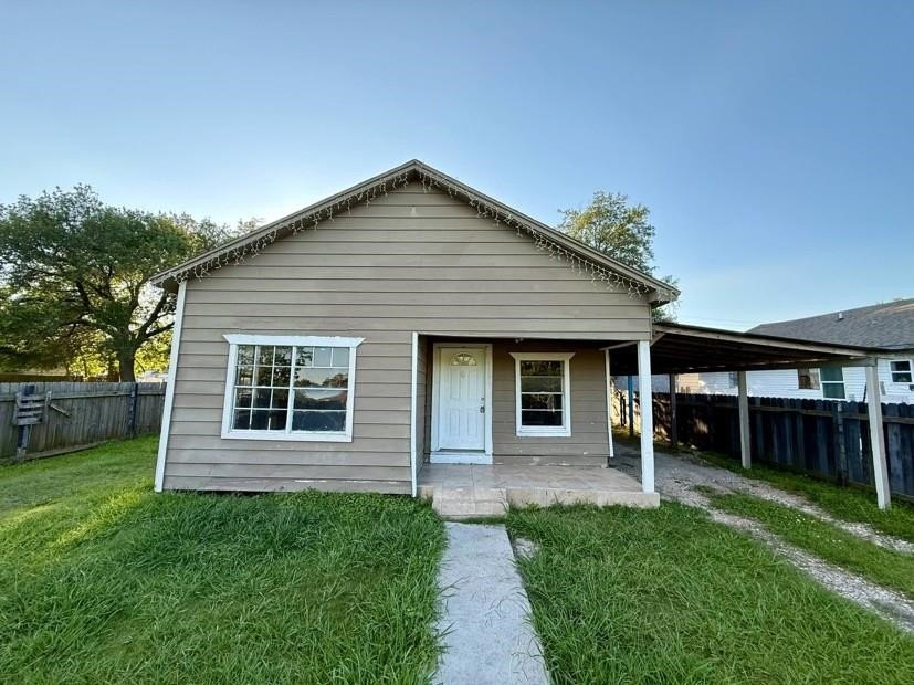 Welcome to your New Investment Propert. We are excited to offer - Beach Home for sale in Port Arthur, Texas on Beachhouse.com