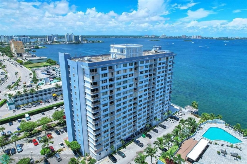 2/2 CONDO WITH STUNNING WATER VIEW IN NORTH BAY VILLAGE; EASY - Beach Condo for sale in North Bay Village, Florida on Beachhouse.com