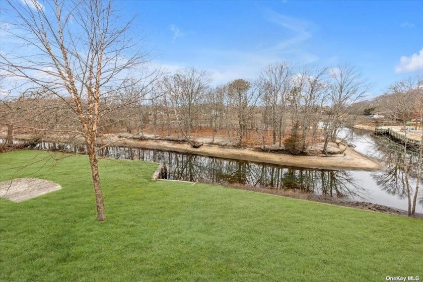 Kayak, paddleboard, explore James Creek and Peconic Bay from - Beach Home for sale in Mattituck, New York on Beachhouse.com