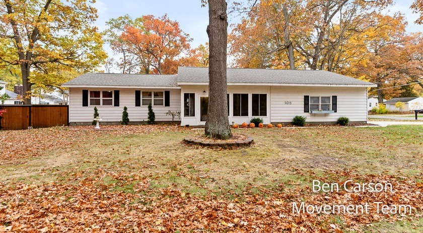 Welcome to 105 Pennsylvania Ave; a well-maintained ranch home in - Beach Home for sale in Muskegon, Michigan on Beachhouse.com