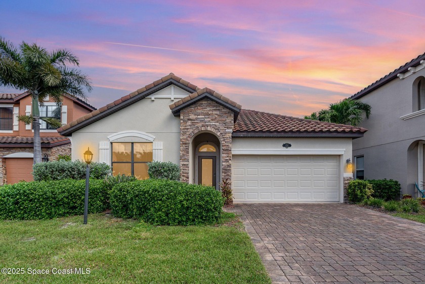 Welcome to this beautifully maintained 3-bdrm, 2-bath home in - Beach Home for sale in Satellite Beach, Florida on Beachhouse.com