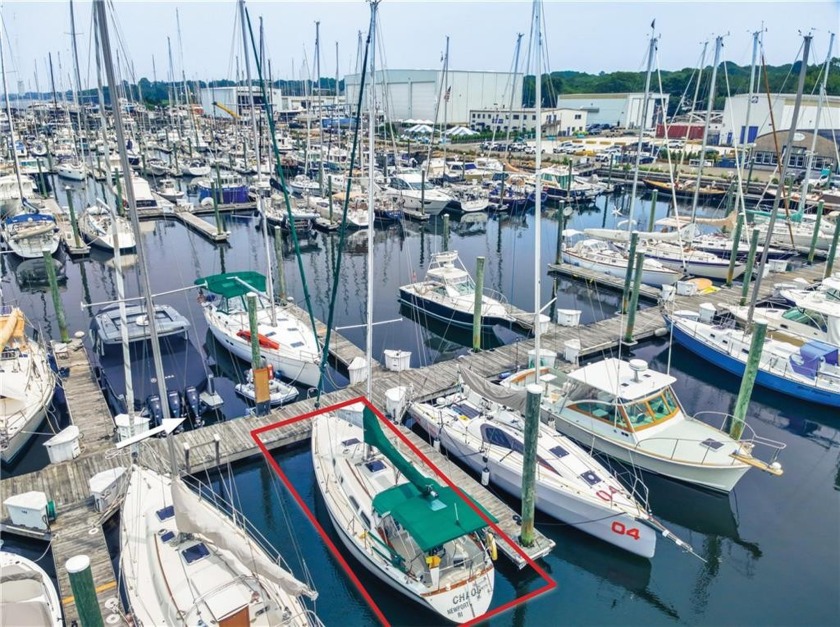Calling all boating enthusiasts! Unlock the ultimate boating - Beach Condo for sale in Portsmouth, Rhode Island on Beachhouse.com