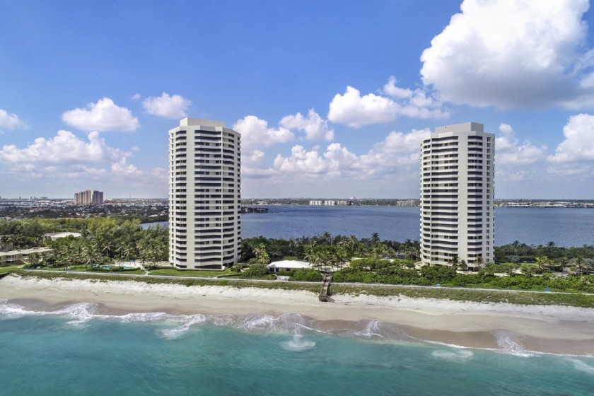 Sweeping 180 degree views from this three bedroom condo at - Beach Condo for sale in Riviera Beach, Florida on Beachhouse.com