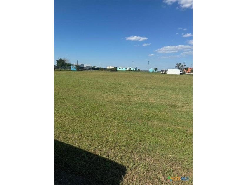 3 waterview lots on S Quail Run Avenue at Alamo Beach. Septic is - Beach Lot for sale in Port Lavaca, Texas on Beachhouse.com