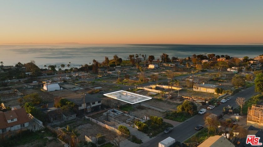 Situated on the highly sought-after Bollinger Drive, this - Beach Lot for sale in Pacific Palisades, California on Beachhouse.com