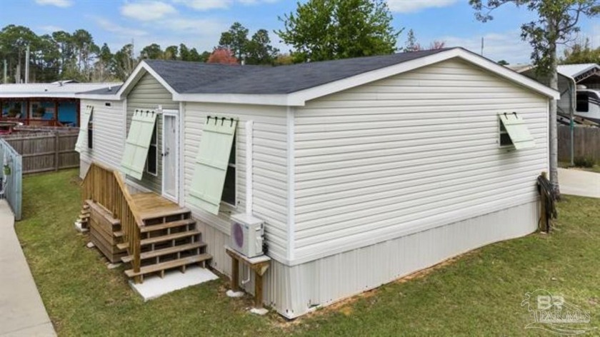 Gorgeous, bright and spacious property built in 2017 on 2 lots - Beach Home for sale in Lillian, Alabama on Beachhouse.com