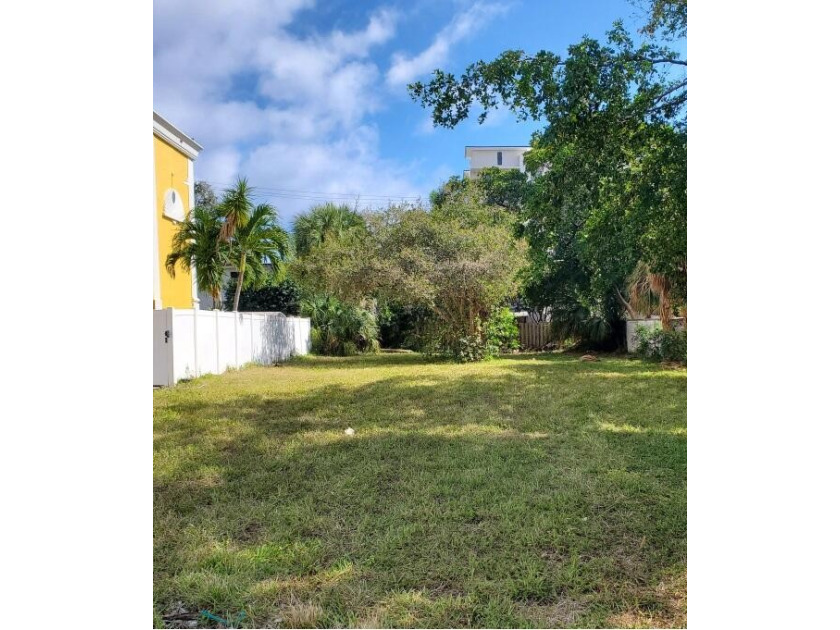 Seller's considering all offers on this hard to find vacant lot - Beach Commercial for sale in Pompano Beach, Florida on Beachhouse.com