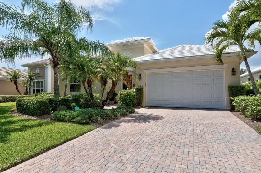 Motivated sellers REDUCES price in RIVERWIND! 4BR/4BA,42* wood - Beach Home for sale in Vero Beach, Florida on Beachhouse.com