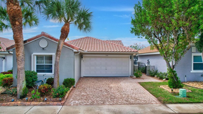 Welcome to this gorgeous. renovated 3 bedroom, 2 bath home in - Beach Home for sale in Boynton Beach, Florida on Beachhouse.com