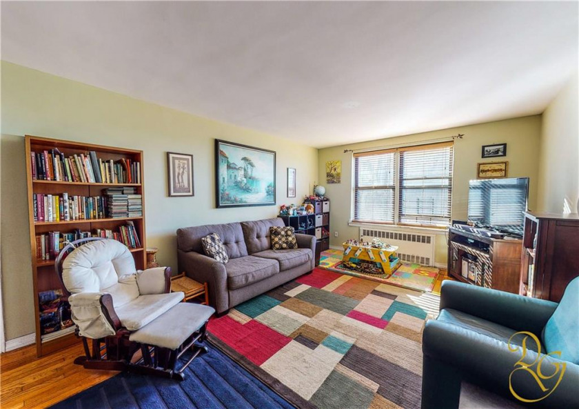 We invite you to this bright and sunny top floor one bedroom - Beach Apartment for sale in Brooklyn, New York on Beachhouse.com