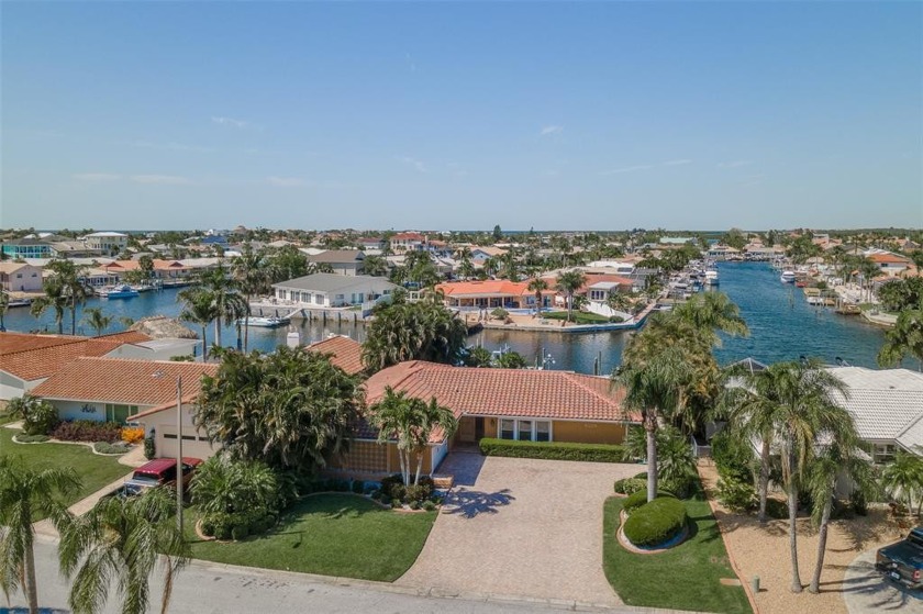 Welcome to Paradise!!  
Keep your 48' YACHT, AND your 16,000 lb - Beach Home for sale in New Port Richey, Florida on Beachhouse.com