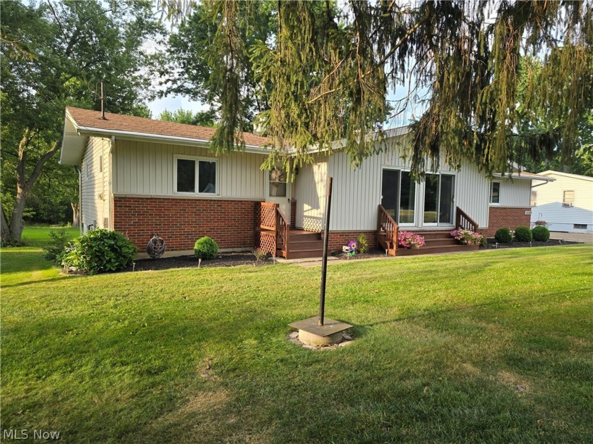 Come see this beautiful picture perfect Ranch in a quiet rural - Beach Home for sale in Vermilion, Ohio on Beachhouse.com