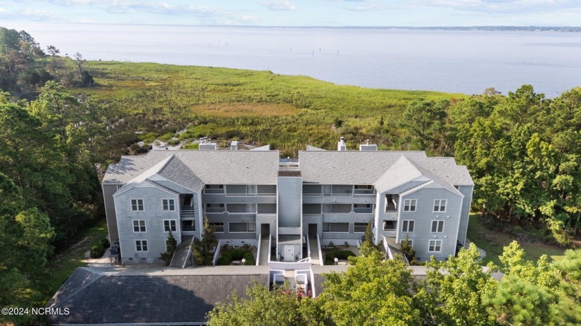 This is a well laid out 2br/2ba unit in RiverWatch Condominiums - Beach Condo for sale in New Bern, North Carolina on Beachhouse.com