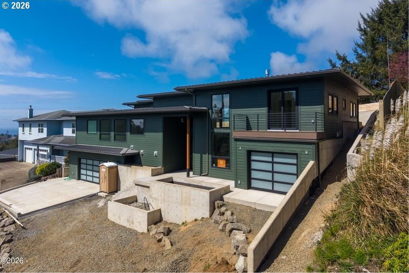 Brand new construction with estimated completion date of late - Beach Home for sale in Newport, Oregon on Beachhouse.com