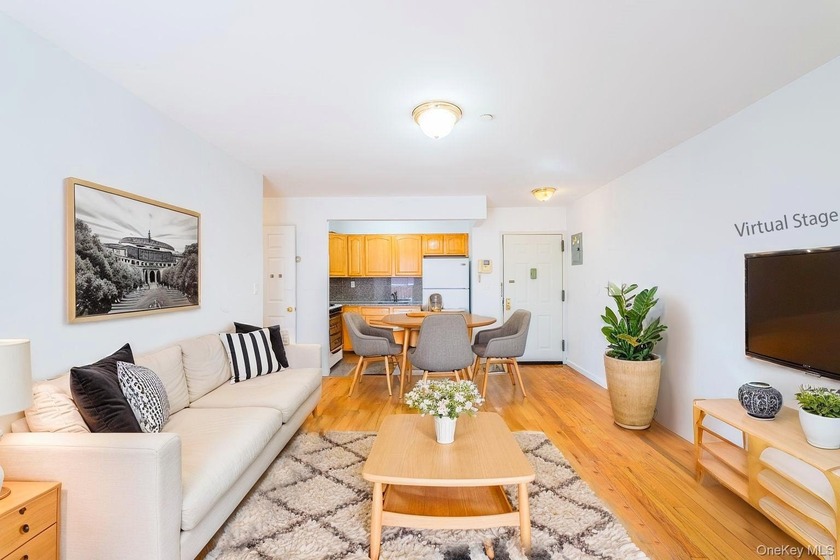 Conveniently located condo in the heart of Flushing. With 1150 - Beach Condo for sale in Flushing, New York on Beachhouse.com