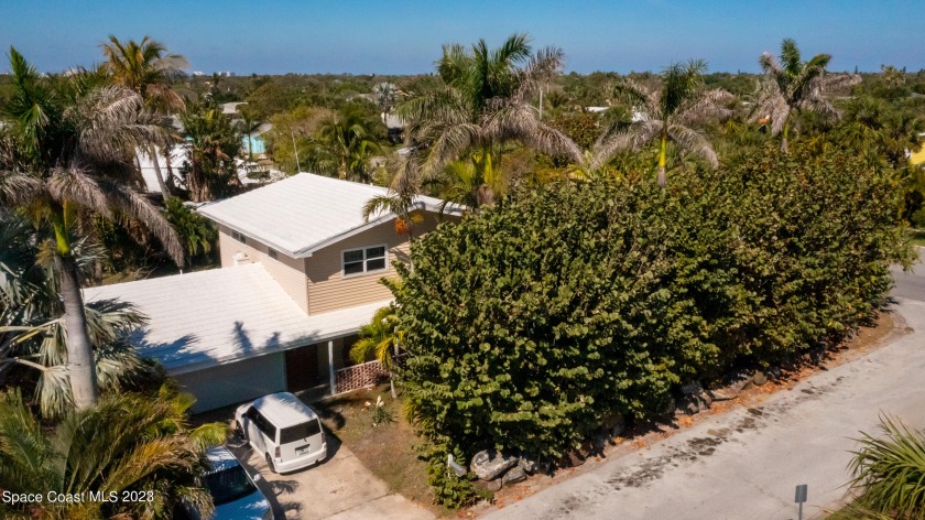 PRICE REDUCED!! Incredible opportunity to own a potential gem in - Beach Home for sale in Melbourne Beach, Florida on Beachhouse.com