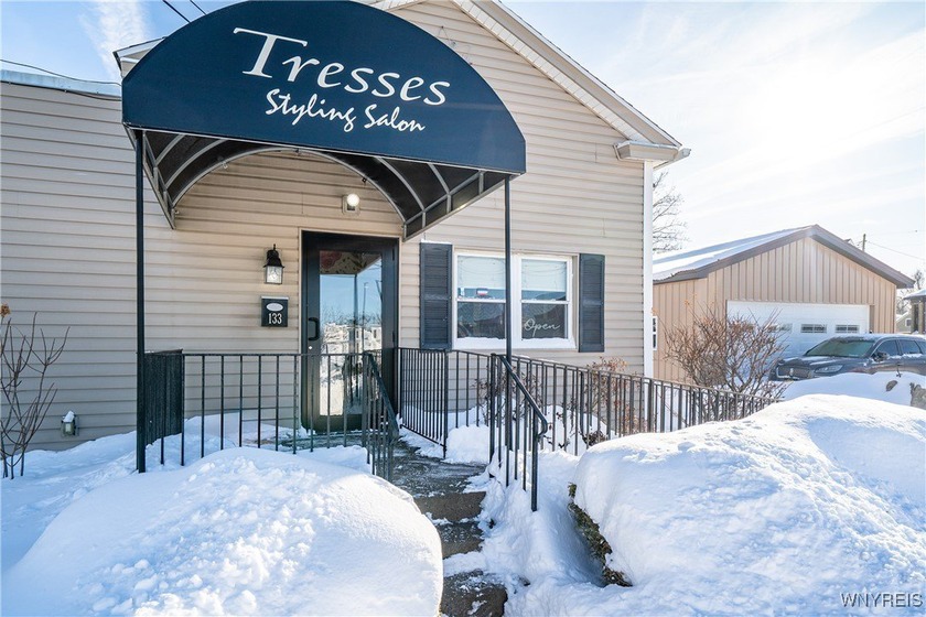 Prime Commercial Opportunity. Well-established and beautifully - Beach Commercial for sale in Hamburg, New York on Beachhouse.com