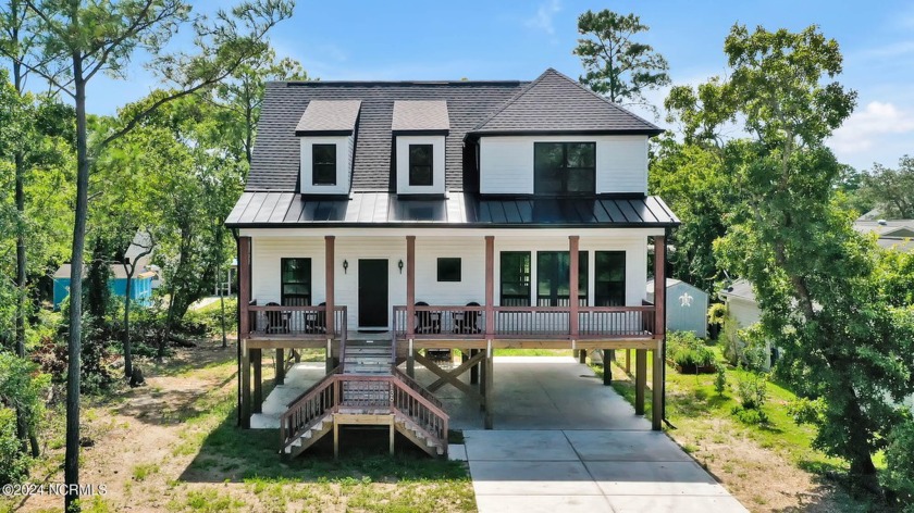 Welcome to your dream home on beautiful Oak Island, NC! This - Beach Home for sale in Oak Island, North Carolina on Beachhouse.com