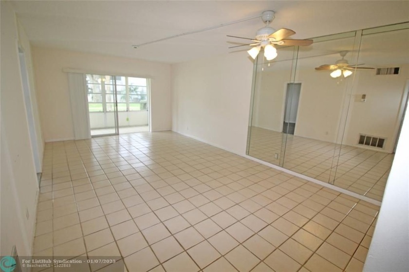 FIRST FLOOR UNIT, 2 BEDROOMS 1 BATH IN ACTIVE LEISUREVILLE - Beach Condo for sale in Pompano Beach, Florida on Beachhouse.com