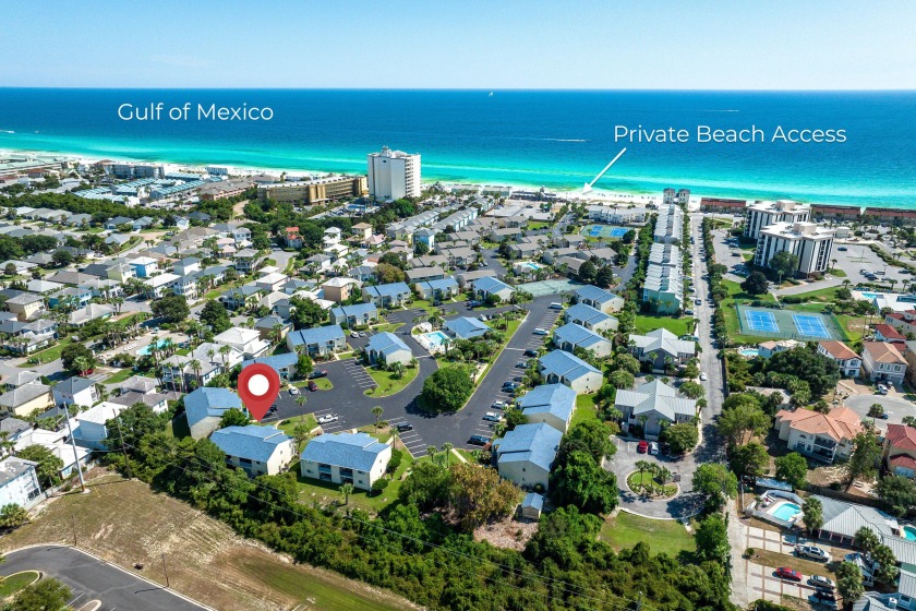 Live the beach lifestyle without the high price! This top floor - Beach Condo for sale in Destin, Florida on Beachhouse.com