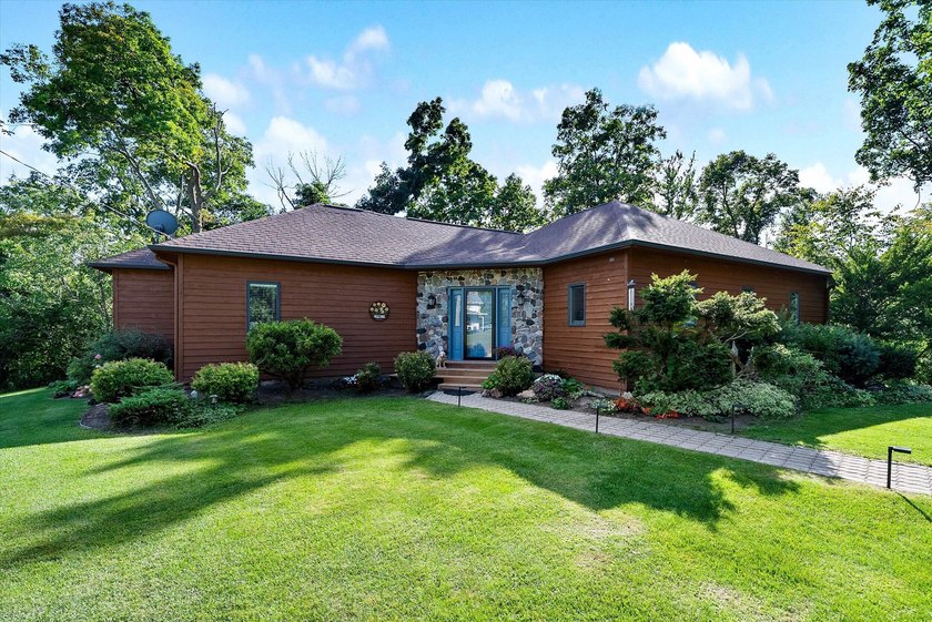 This is the one you've been waiting for!! You'll live bougie on - Beach Home for sale in Oostburg, Wisconsin on Beachhouse.com