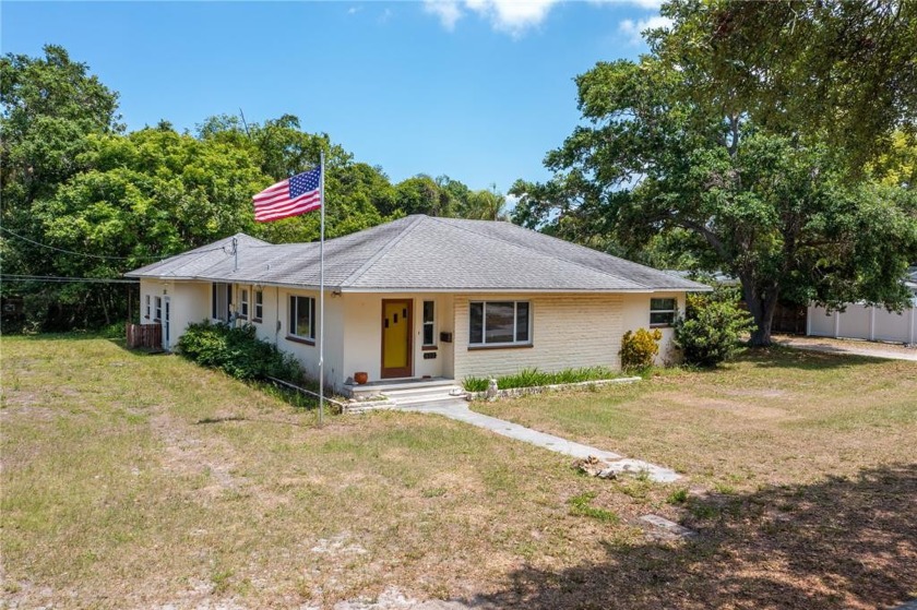 RARE REHAB OPPORTUNITY ON OVERSIZED LOT IN THE HISTORIC SOUTH - Beach Home for sale in Dunedin, Florida on Beachhouse.com