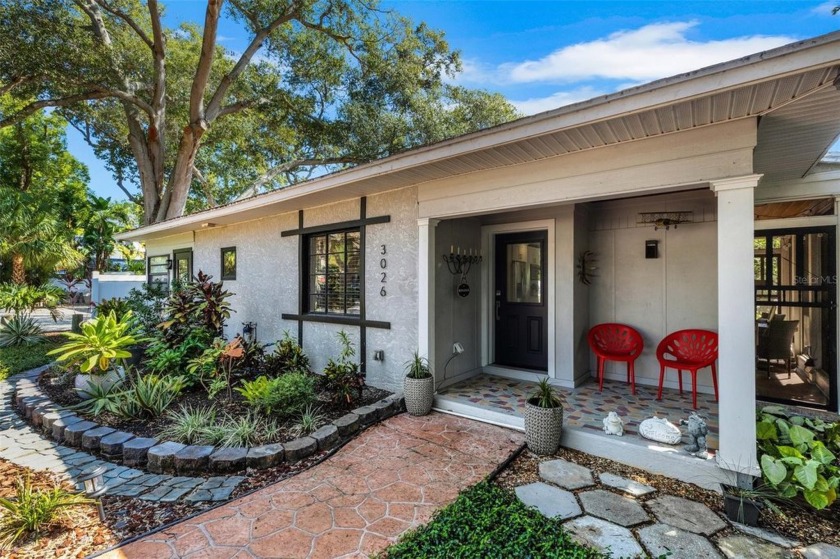 Welcome to 3026 51st Street South, Gulfport, Florida. Located in - Beach Home for sale in Gulfport, Florida on Beachhouse.com