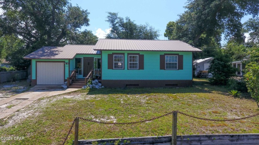 ***INVESTOR OPPORTUNITY***This home had is currently on lease - Beach Home for sale in Panama City, Florida on Beachhouse.com