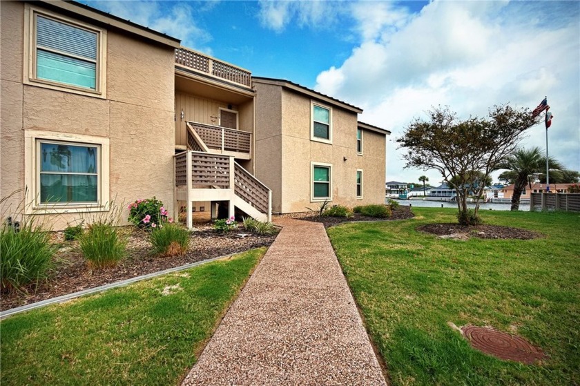 Welcome to your dream condo at Bayhouse Drive, where comfort - Beach Condo for sale in Rockport, Texas on Beachhouse.com