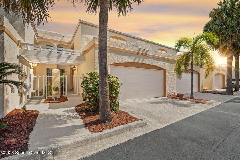 IMMACULATE, remodeled (2025), and extremely spacious townhome - Beach Townhome/Townhouse for sale in Indialantic, Florida on Beachhouse.com