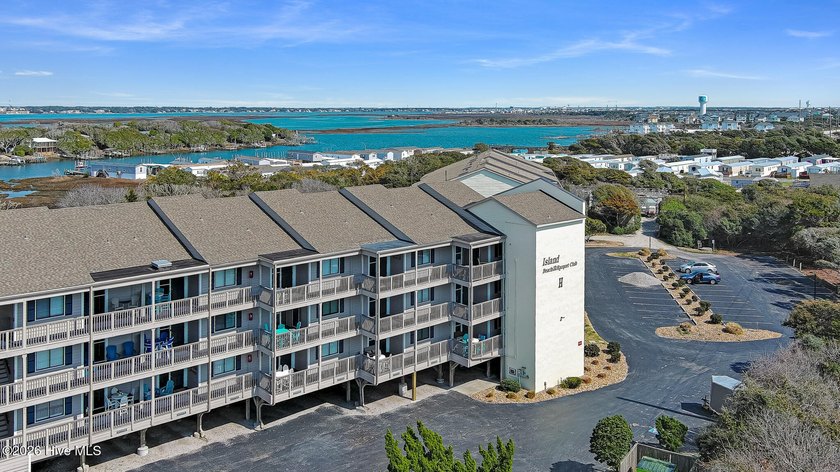 Delightfully furnished (with exclusions) and move-in ready, this - Beach Condo for sale in Atlantic Beach, North Carolina on Beachhouse.com