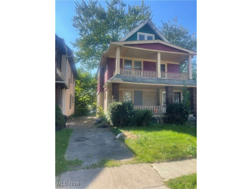 Spacious two-family home located at 658 E 92nd St, Cleveland, OH - Beach Home for sale in Cleveland, Ohio on Beachhouse.com