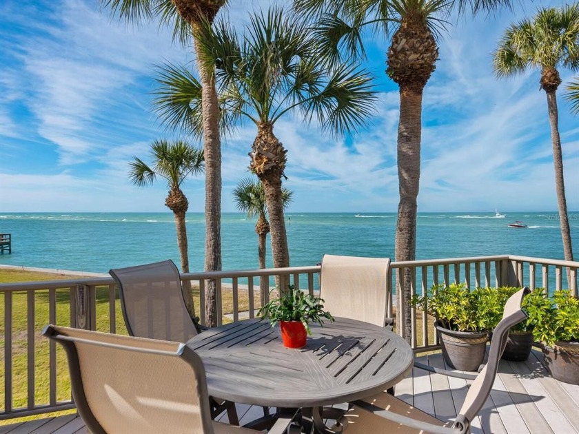 BACK ON THE MARKET! Financing fell through. This absolutely - Beach Home for sale in Sarasota, Florida on Beachhouse.com