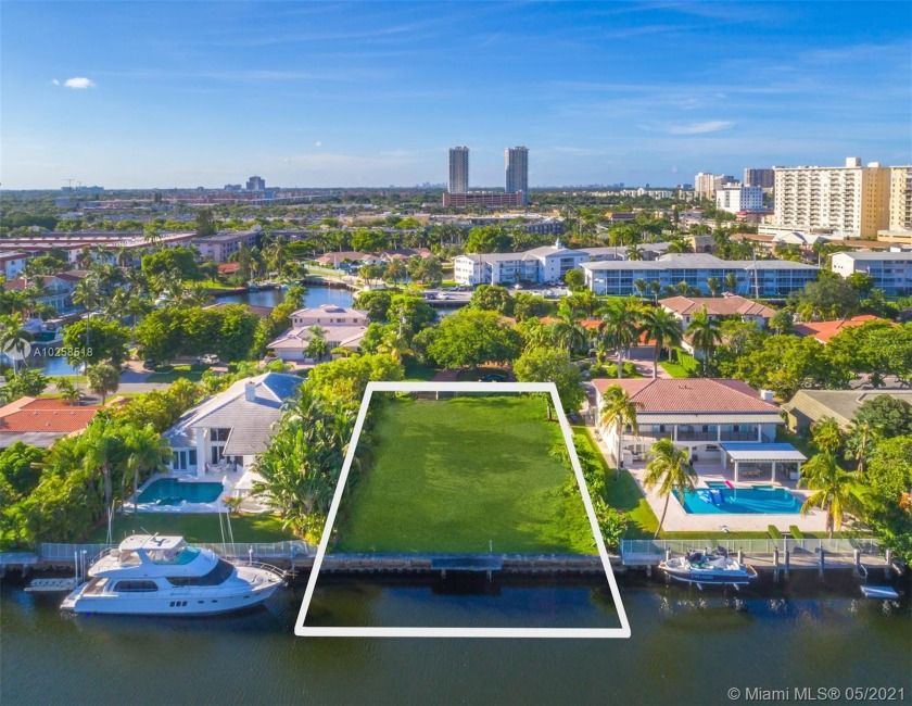 LARGE GOLDEN ISLES WATERFRONT LOT (85' X 150') WITH SOUTHERN - Beach Lot for sale in Hallandale Beach, Florida on Beachhouse.com