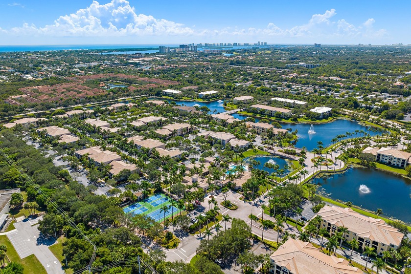 Enjoy meals in gorgeous, North-facing, quiet, lakefront - Beach Condo for sale in Palm Beach Gardens, Florida on Beachhouse.com