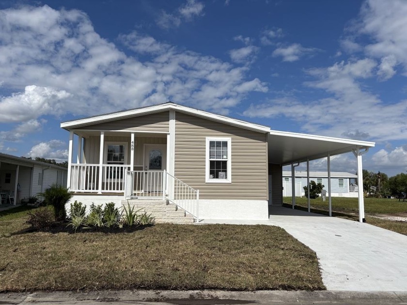 Home For Sale in Vero Beach - Beach Home for sale in Vero Beach, Florida on Beachhouse.com