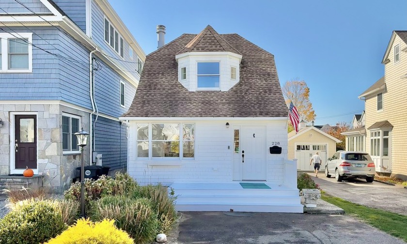 Here's your chance to live in the sought after Laurel Beach - Beach Home for sale in Milford, Connecticut on Beachhouse.com