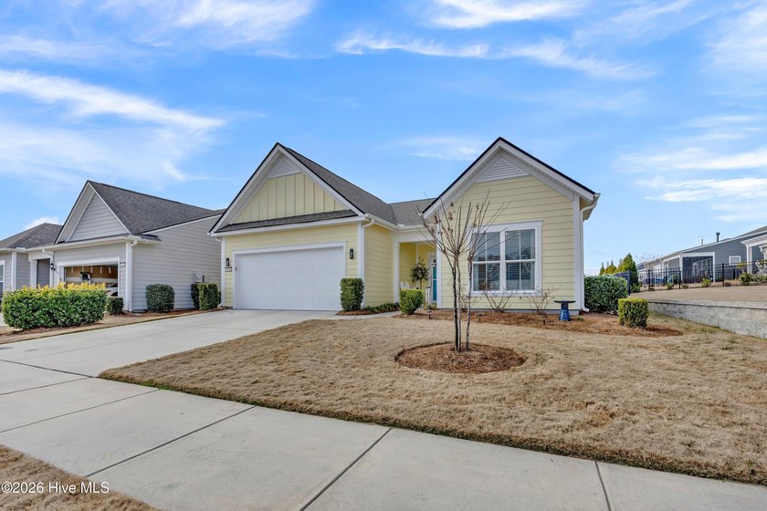 Nestled in the Del Webb section of the master-planned - Beach Home for sale in Wilmington, North Carolina on Beachhouse.com