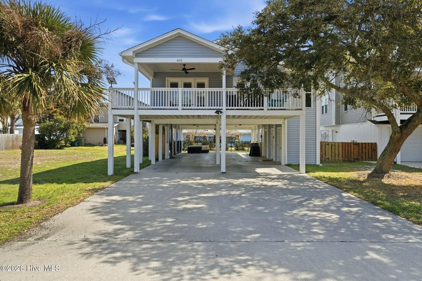 Welcome to 625 S Fourth Avenue in Kure Beach, NC, a charming - Beach Home for sale in Kure Beach, North Carolina on Beachhouse.com