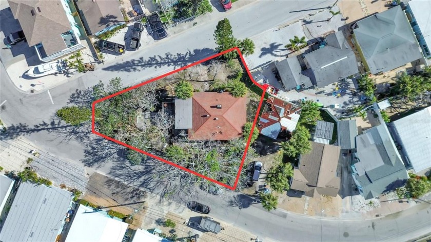 Investor  Developer Alert! This rare Madeira Beach triplex - Beach Townhome/Townhouse for sale in Madeira Beach, Florida on Beachhouse.com