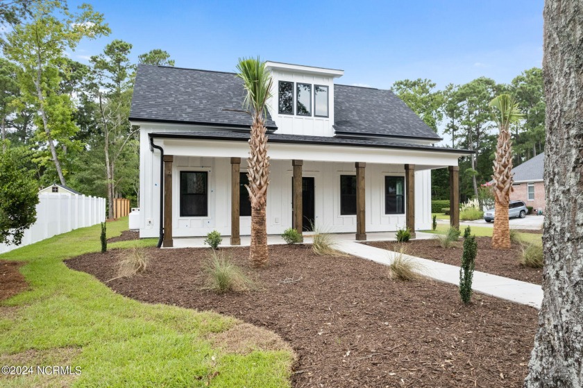 Southern Coastal Living in Devaun Park, a community overlooking - Beach Home for sale in Calabash, North Carolina on Beachhouse.com